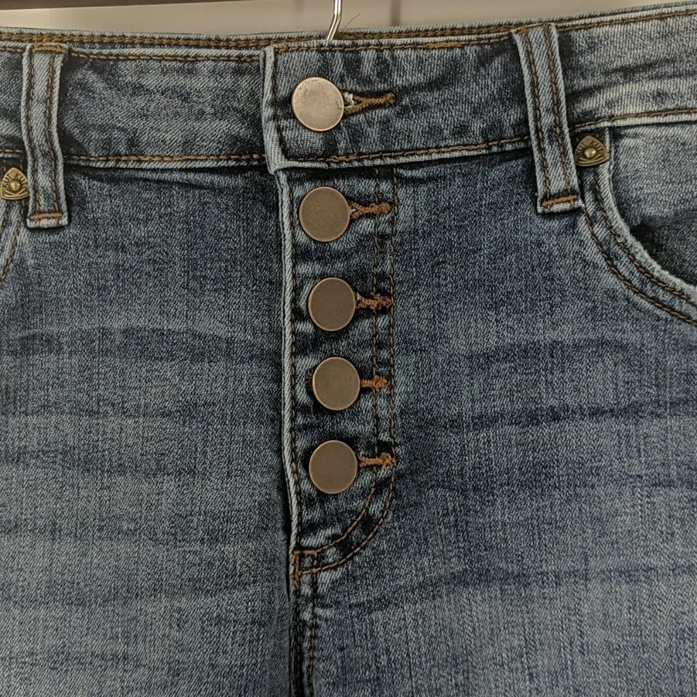 KUT FROM THE KLOTH Catherine High Rise Denim Short